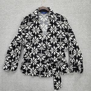 Tabi Black & White Floral Wrap Top Womens Size Medium Simply Classic